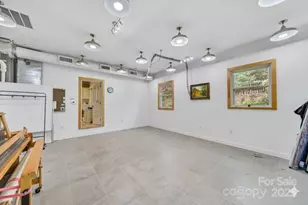 1412 Valmont Dr, Hendersonville, NC 28791 - Photo 26