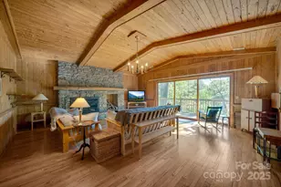 1412 Valmont Dr, Hendersonville, NC 28791 - Photo 10