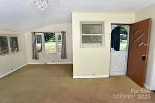 709 Sunset Dr, Salisbury, NC 28147 - Photo 6