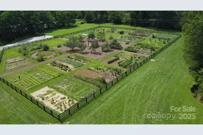 4899 White Oak Way, Lenoir, NC 28645 - Photo 10