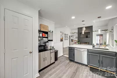 7442 Crestside Lane, Charlotte, NC 28227 - Photo 8