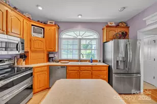 129 Renaissance Pl, Statesville, NC 28625 - Photo 8