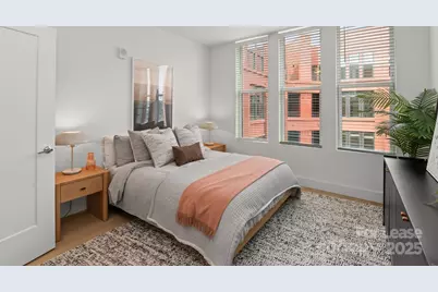 300 E 36th Street #B1, Charlotte, NC 28206 - Photo 32