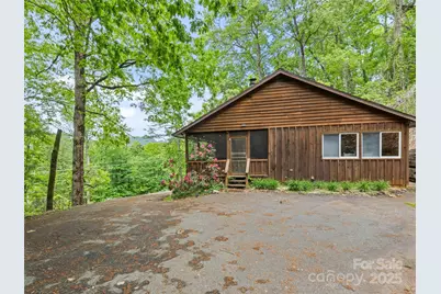 237 Biltmore Circle, Bryson City, NC 28713 - Photo 2