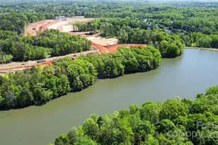 4134 Eastover Gln Rd, Charlotte, NC 28269 - Photo 14