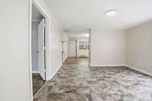 381 N Cleghorn St, Rutherfordton, NC 28139 - Photo 4