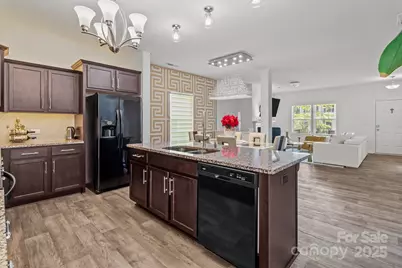 9132 Colwick Hill Lane, Charlotte, NC 28215 - Photo 14