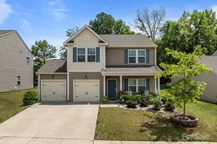 9132 Colwick Hill Ln, Charlotte, NC 28215 - Photo 2