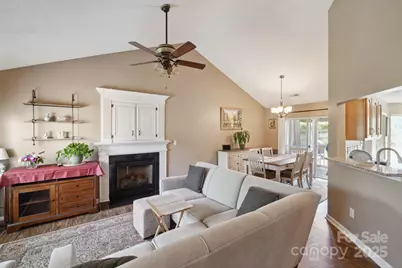 8105 Castlemaine Drive, Matthews, NC 28104 - Photo 2