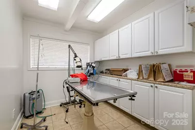 1512 Davie Avenue, Statesville, NC 28677 - Photo 16