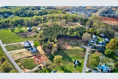 4279 Candlewood Drive, Sherrills Ford, NC 28673 - Photo 10