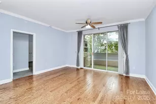 300 W 5th St, Charlotte, NC 28202 - Photo 10