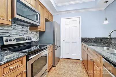 300 W 5th Street #315, Charlotte, NC 28202 - Photo 4