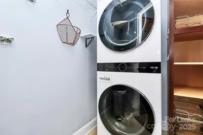 300 W 5th Street #315, Charlotte, NC 28202 - Photo 8