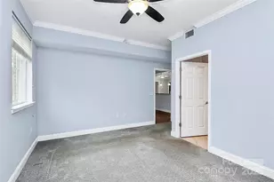 300 W 5th St, Charlotte, NC 28202 - Photo 24