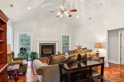 150 Baton Lane, Hendersonville, NC 28792 - Photo 8