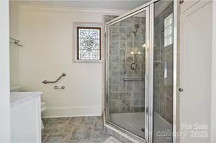 402 W 8th St, Charlotte, NC 28202 - Photo 30