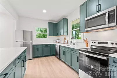 815 E Second Avenue, Gastonia, NC 28054 - Photo 10