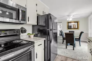 65 Brookside Dr, Hendersonville, NC 28792 - Photo 22