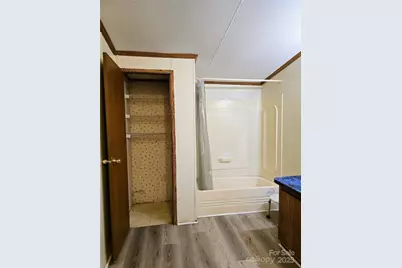 219 Watterson Road, Grover, NC 28073 - Photo 8