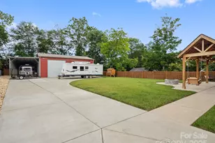 107 Pressley St, Clover, SC 29710 - Photo 36