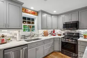 107 Pressley St, Clover, SC 29710 - Photo 18