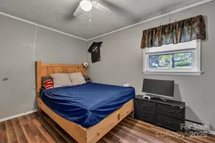 99 Boone St, Spruce Pine, NC 28777 - Photo 16