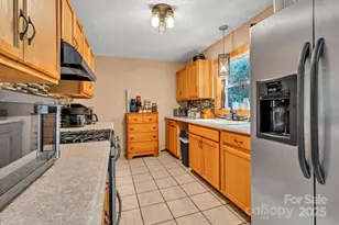 99 Boone St, Spruce Pine, NC 28777 - Photo 8