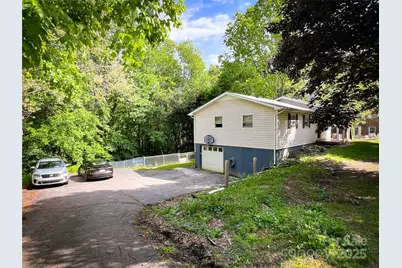 99 Boone Street, Spruce Pine, NC 28777 - Photo 18