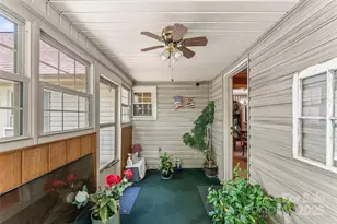 465 S Main St, Granite Falls, NC 28630 - Photo 8