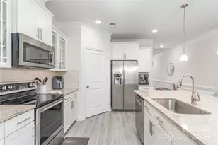 70 Rose Creek Rd, Leicester, NC 28748 - Photo 10