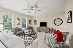 703 English Tudor Ln, Charlotte, NC 28211 - Photo 32