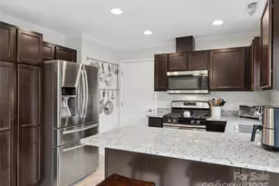 198 Alpine Ridge Dr, Asheville, NC 28806 - Photo 16