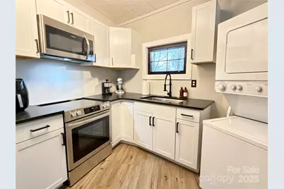 109 Beechwood Lane, Beech Mountain, NC 28604 - Photo 8