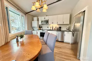 109 Beechwood Ln, Beech Mountain, NC 28604 - Photo 22