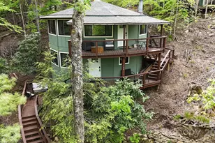 109 Beechwood Ln, Beech Mountain, NC 28604 - Photo 2