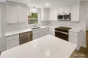 1212 Beechdale Dr, Charlotte, NC 28212 - Photo 16