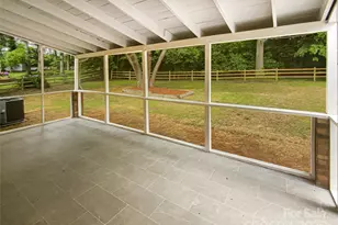 1212 Beechdale Dr, Charlotte, NC 28212 - Photo 30