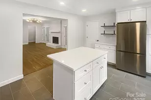 1212 Beechdale Dr, Charlotte, NC 28212 - Photo 14