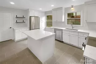 1212 Beechdale Dr, Charlotte, NC 28212 - Photo 6