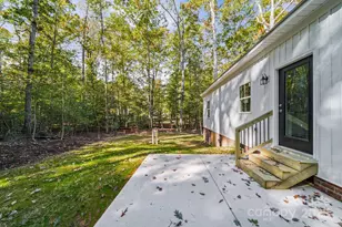 237 Roxboro Dr, Mount Gilead, NC 27306 - Photo 8