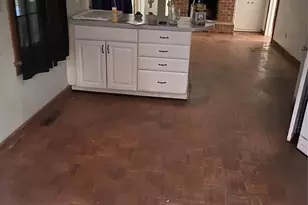 910 Parham St, Henderson, NC 27536 - Photo 10