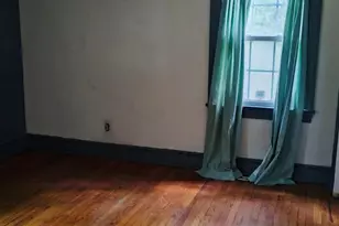 910 Parham St, Henderson, NC 27536 - Photo 8