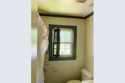 910 Parham Street, Henderson, NC 27536 - Photo 14