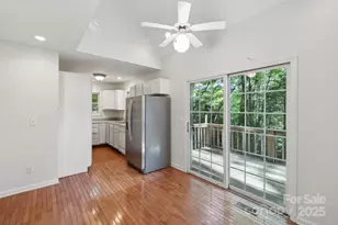 124 Hilltop Rd, Black Mountain, NC 28711 - Photo 4