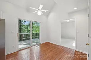 124 Hilltop Rd, Black Mountain, NC 28711 - Photo 6