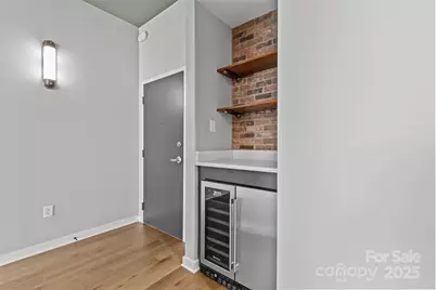 210 N Church Street #2910, Charlotte, NC 28202 - Photo 6