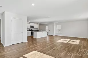 64 Lillian Ln, Hendersonville, NC 28792 - Photo 10