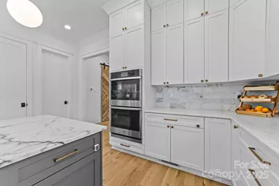 304 Keswick Avenue, Charlotte, NC 28206 - Photo 16