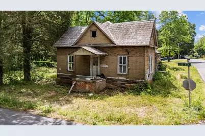 203 E College Street, Star, NC 27356 - Photo 2